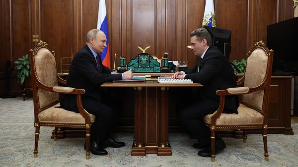 Президент РФ Владимир Путин и временно исполняющий обязанности губернатора Вологодской области Георгий Филимонов во время встречи