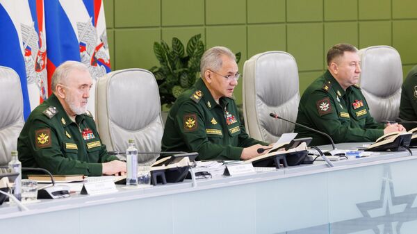 Министр обороны РФ Сергей Шойгу проводит селекторное совещание Минобороны