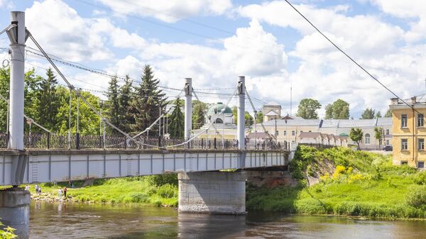 Мост через реку Тверца в Торжке