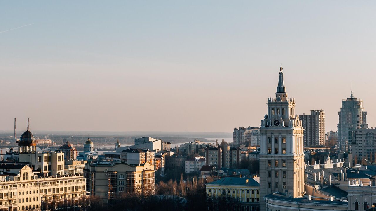 В Воронеже при атаке БПЛА повреждены девять домов и автомобиль - РИА  Новости, 18.04.2024