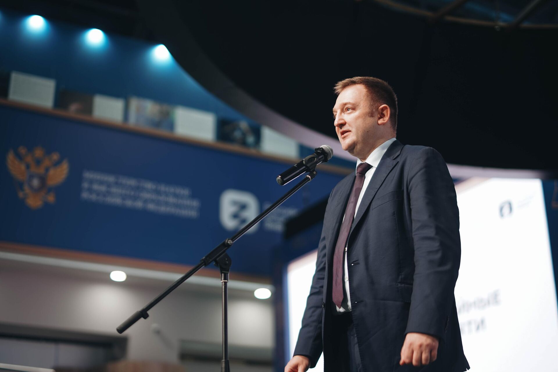 Заместитель министра просвещения Александр Вячеславович Бугаев Заместитель министра просвещения Александр Вячеславович Бугаев - РИА Новости, 1920, 15.10.2024
