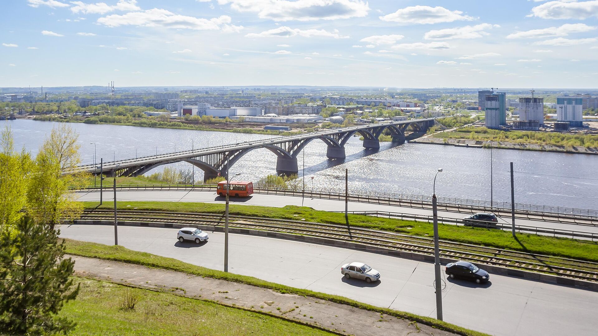 Мост через Оку в Нижнем Новгороде  - РИА Новости, 1920, 02.05.2024