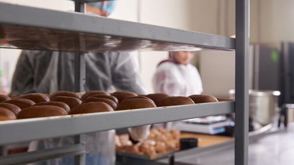 До 238 тысяч изделий выросло производство безглютенового хлеба на одном московском предприятии