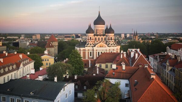 Вид на церковь в Таллине 