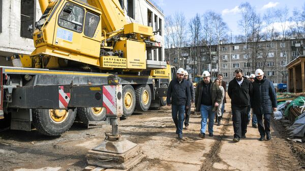 Глава Химок Дмитрий Волошин проверил ход реконструкции детского сада в Новых Химках