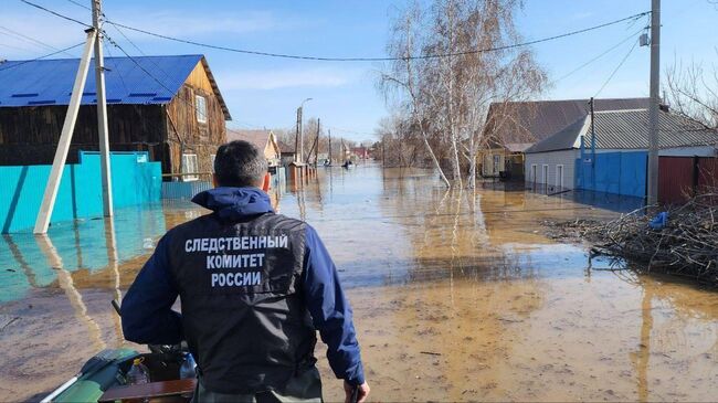 Сотрудник СК РФ на месте ЧП в Орске Оренбургской области