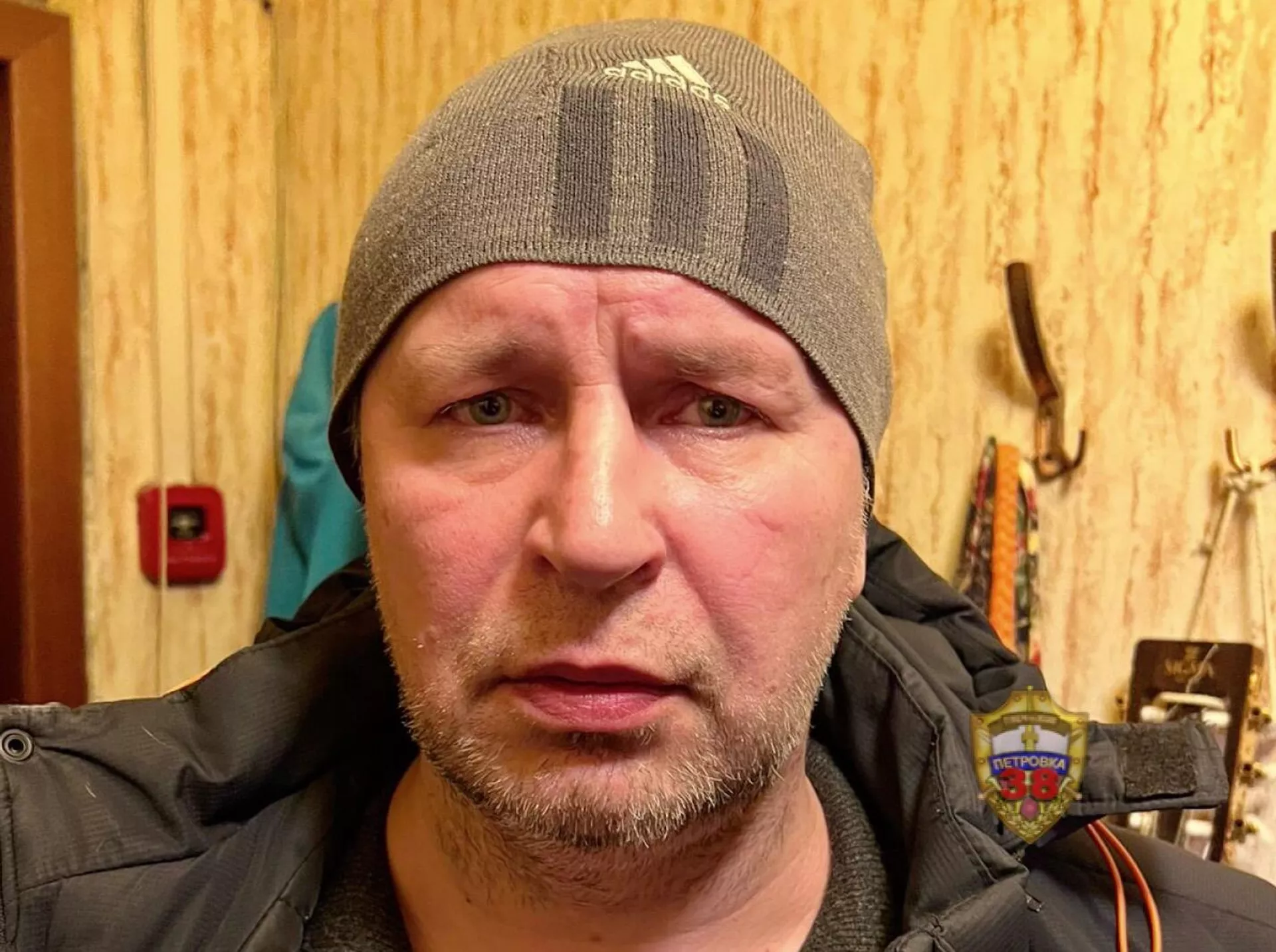 Подозреваемый в поджоге мемориала в Новой Москве, куда несли цветы после теракта в Крокус Сити Холле Подозреваемый в поджоге мемориала в Новой Москве, куда несли цветы после теракта в Крокус Сити Холле - РИА Новости, 1920, 08.04.2024