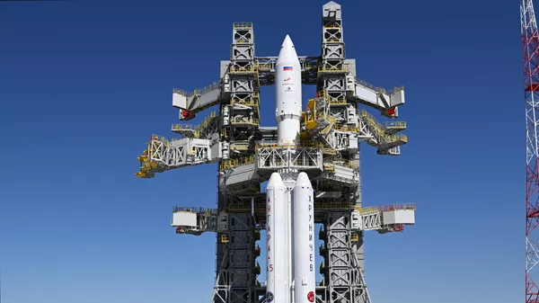 Ракета Ангара-А5, установленная на новый стартовый комплекс космодрома Восточный