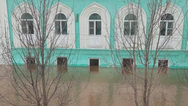 Затопление Соборной мечети в Орске