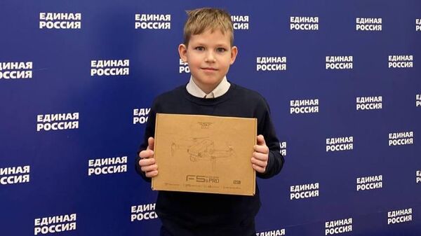 Восьмилетний школьник Игнат Голышев из Красноярска 