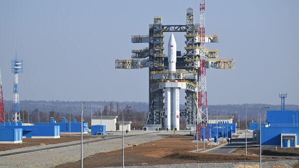 Ракета Ангара-А5, установленная на новый стартовый комплекс космодрома Восточный. 10 апреля 2024 года