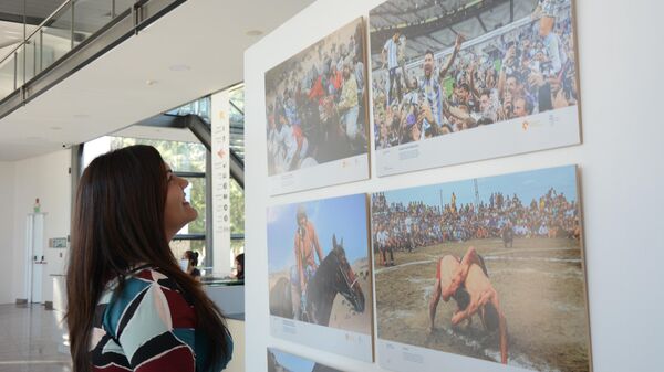 Выставка фотографий победителей Конкурса имени Андрея Стенина в Сан-Хуане (Аргентина)