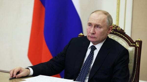 LIVE: Совещание Путина по ситуации с паводками в регионах