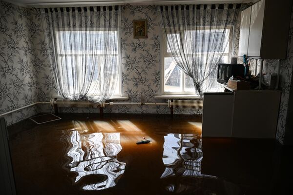 Затопленный дом в Оренбурге