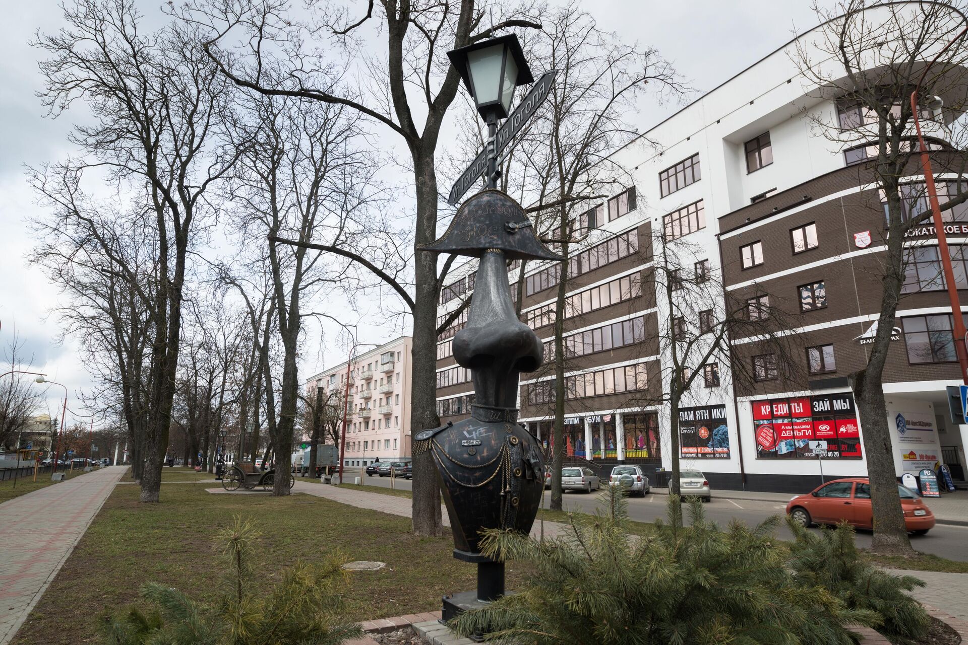 Памятник носу на улице Гоголя в Бресте, Беларусь - РИА Новости, 1920, 17.04.2024