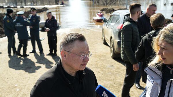 Файзуллин: в Оренбуржье обследовано 1200 домов, пострадавших от паводка