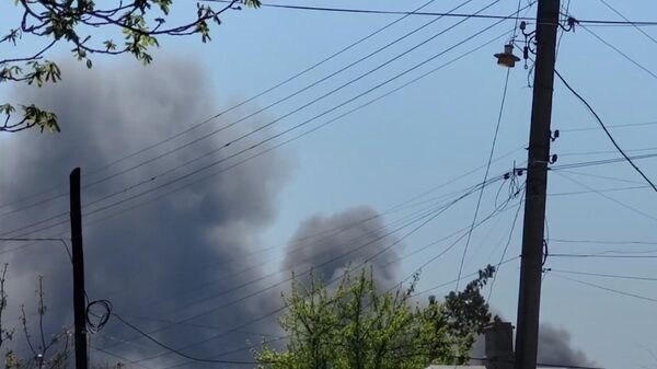 Черный дым в Луганске