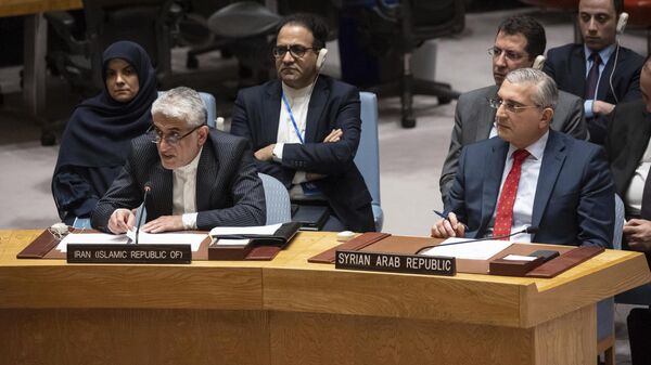 Постоянный представитель Ирана при ООН Амир Саид Иравани и постпред Сирии при ООН Бассам Саббагна экстренном заседании Совбеза ООН. 14 апреля 2024