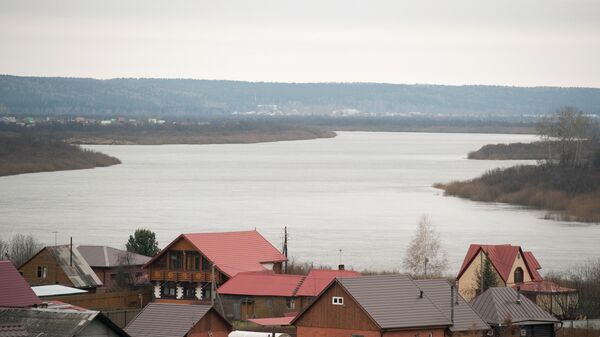 Вид на реку Томь со стороны села Коларово в Томской области