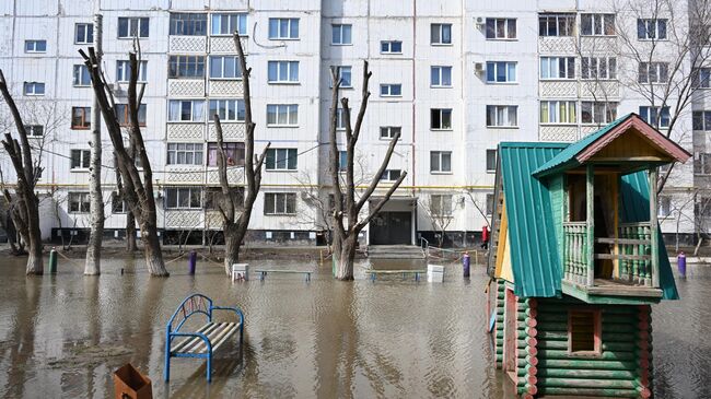 Паводок в микрорайоне Авиагородок в Оренбурге