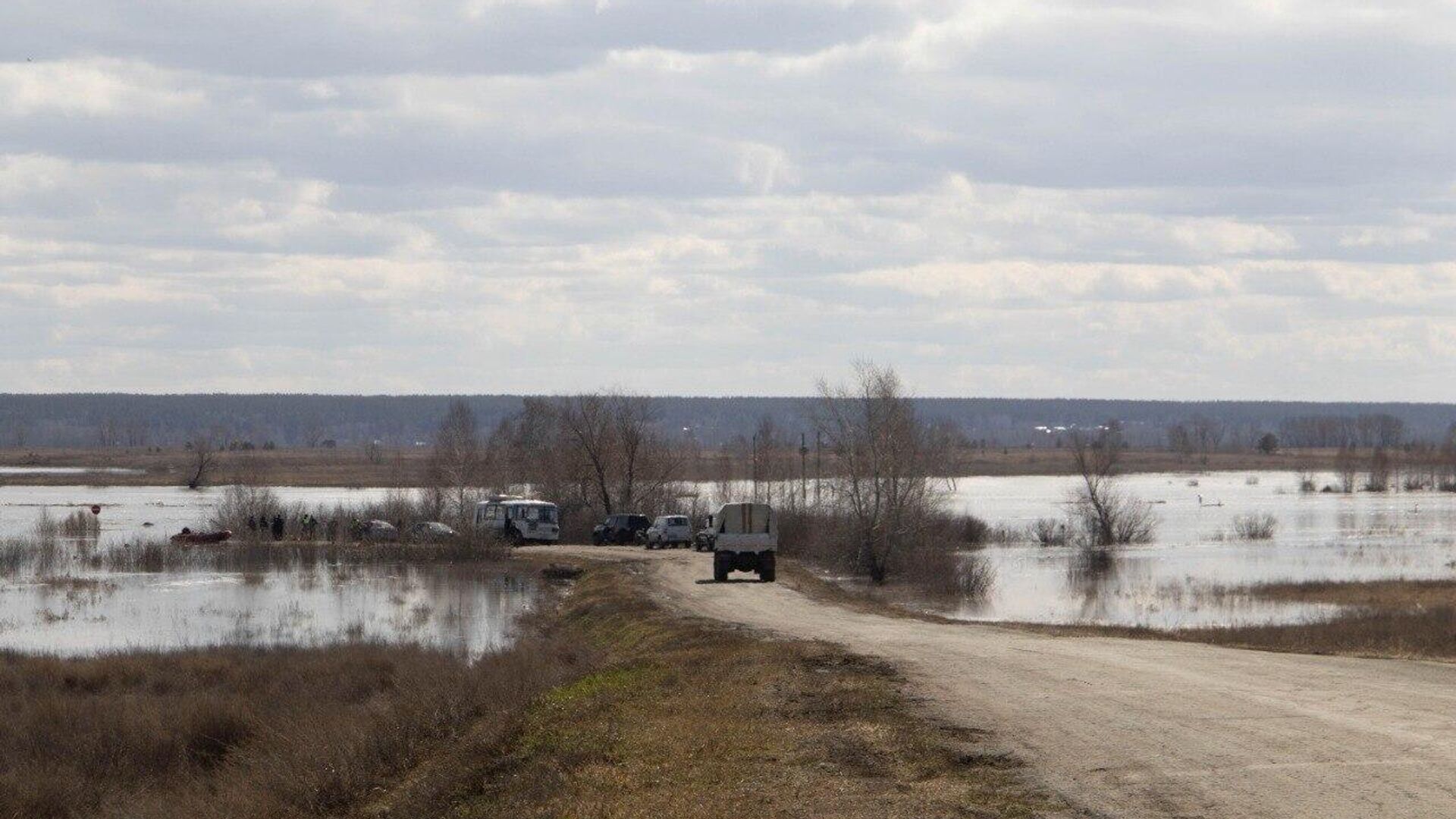 В Кургане закрыли движение по шоссе Тюнина из-за затопления - РИА Новости,  16.04.2024