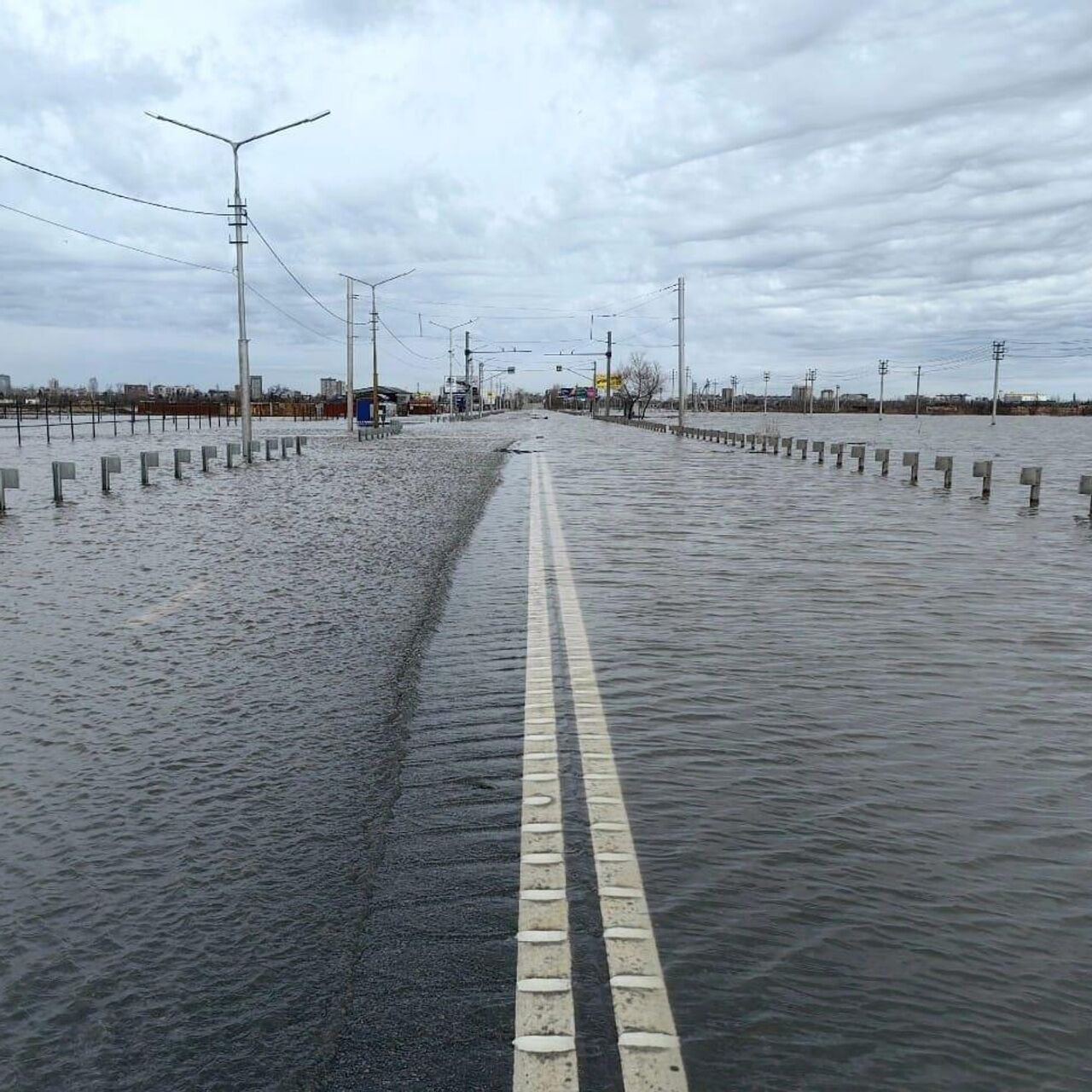 Уровень воды в районе Кетово Курганской области превысил десять метров -  РИА Новости, 16.04.2024