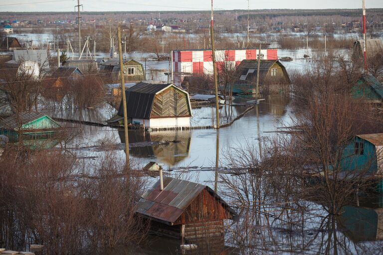 Подтопленные дома в СНТ Курганжилстрой в городе Кургане