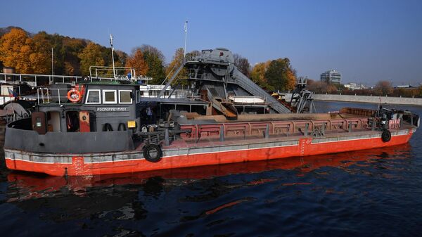 Земснаряд — судно технического флота, предназначенное для производства дноуглубительных работ