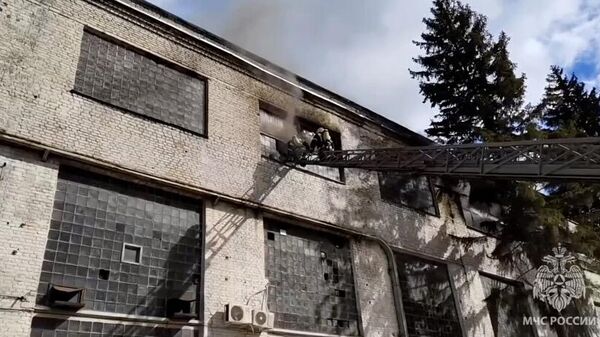 Ликвидация пожара в производственном здании в Воронеже. 22 апреля 2024