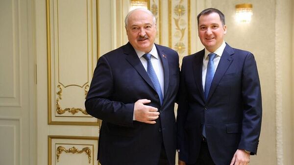Президент Белоруссии Александр Лукашенко и губернатор Архангельской области Александр Цыбульский во время встречи в Минске