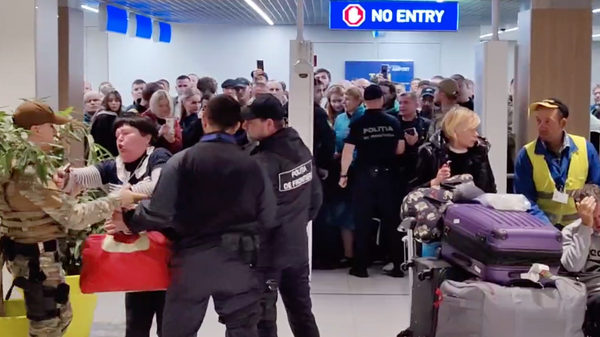 Задержание женщины в аэропорту Кишинева