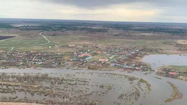 Село Коркино Тюменской области во время паводка
