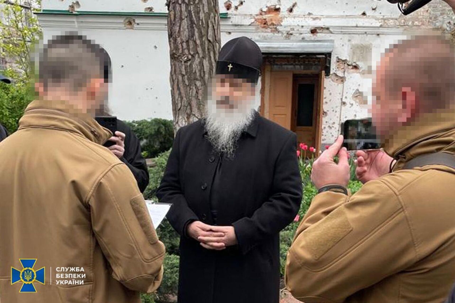 СБУ в Донецкой области задержала митрополита Святогорской лавры3