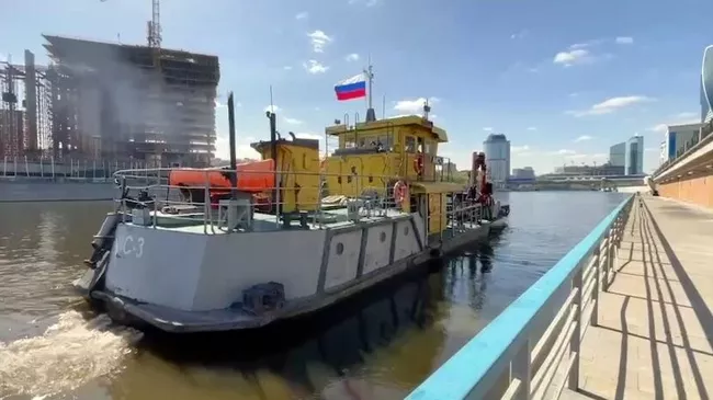 Коммунальный флот приступил к дежурству на Москве-реке и Яузе