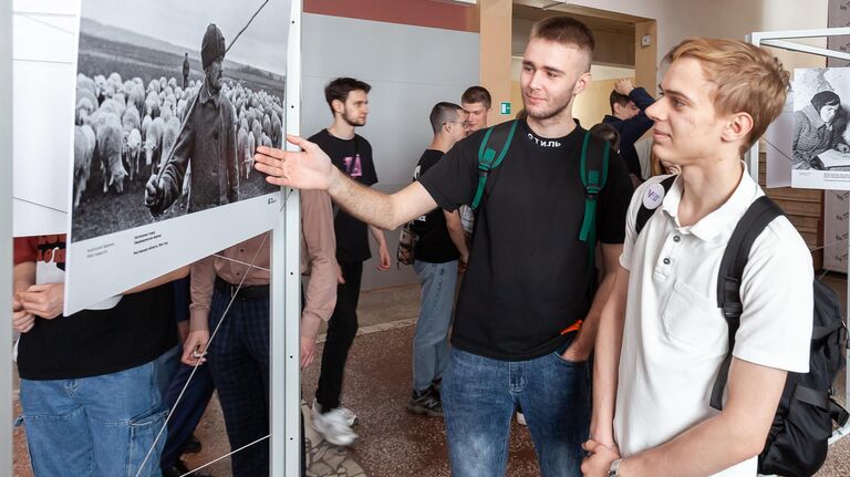 Открытие фотовыставки мультимедийного проекта Освобождение. Путь к Победе в Самарском национальном исследовательском университете имени академика С. П. Королева