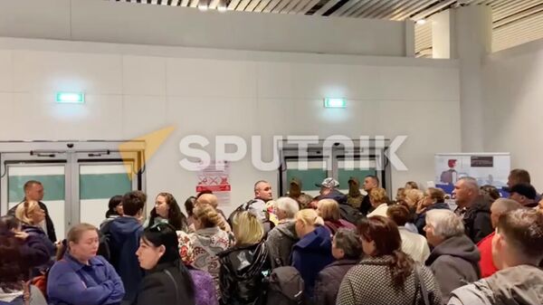 Вернувшиеся из Москвы представители оппозиционных партий Молдовы в аэропорту Кишинева