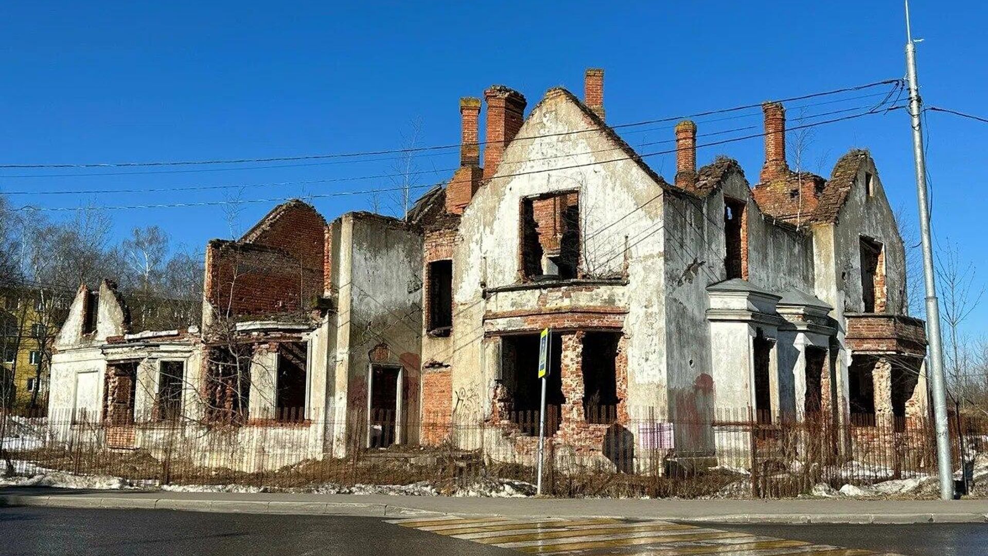 Уникальную усадьбу сдали в аренду по программе 