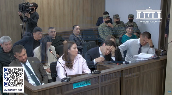 Участники судебного процесса по делу Куандыка Бишимбаева