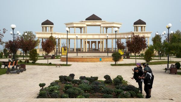 Приморский парк и городской пляж Дербента