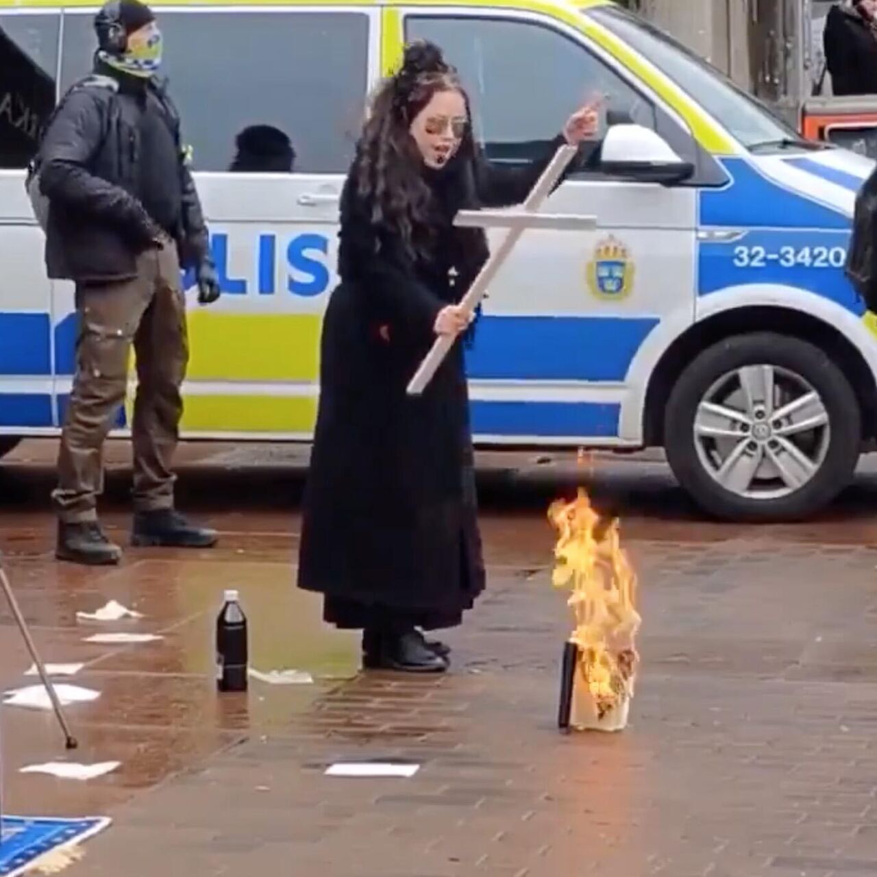 В Швеции прошла очередная акция с сожжением Корана - РИА Новости, 28.04.2024