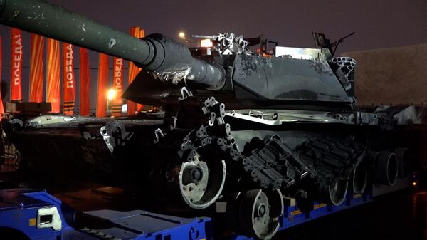 Трофейный танк M1 Abrams на выставке западной военной техники на Поклонной горе