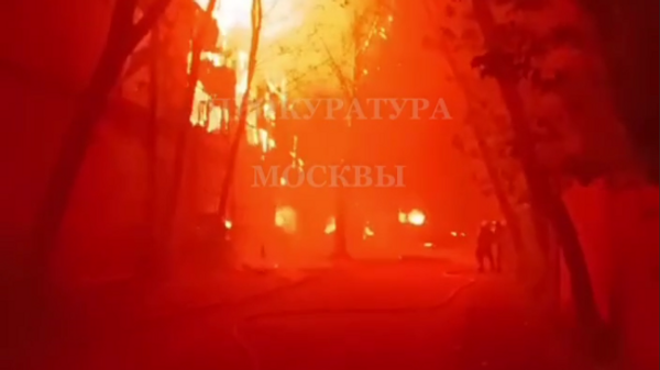 Пожар на востоке Москвы в административно-производственном здании