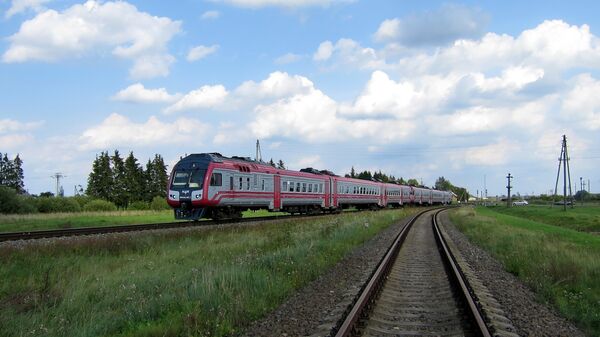 Поезд латвийского железнодорожного перевозчика Пассажирские поезда. Архивное фото