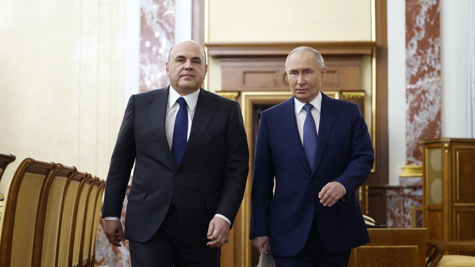 Владимир Путин и Михаил Мишустин1