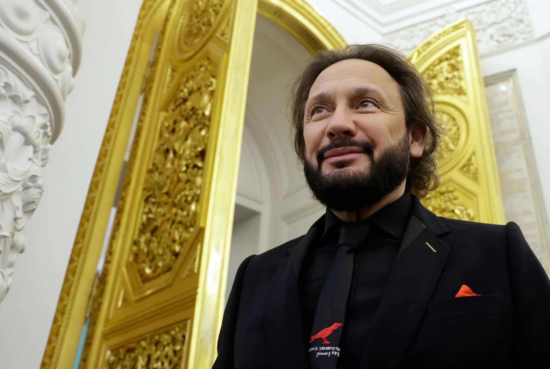 Певец Стас Михайлов перед церемонией инаугурации президента РФ Владимира Путина в Кремле Певец Стас Михайлов перед церемонией инаугурации президента РФ Владимира Путина в Кремле - РИА Новости, 1920, 21.08.2025