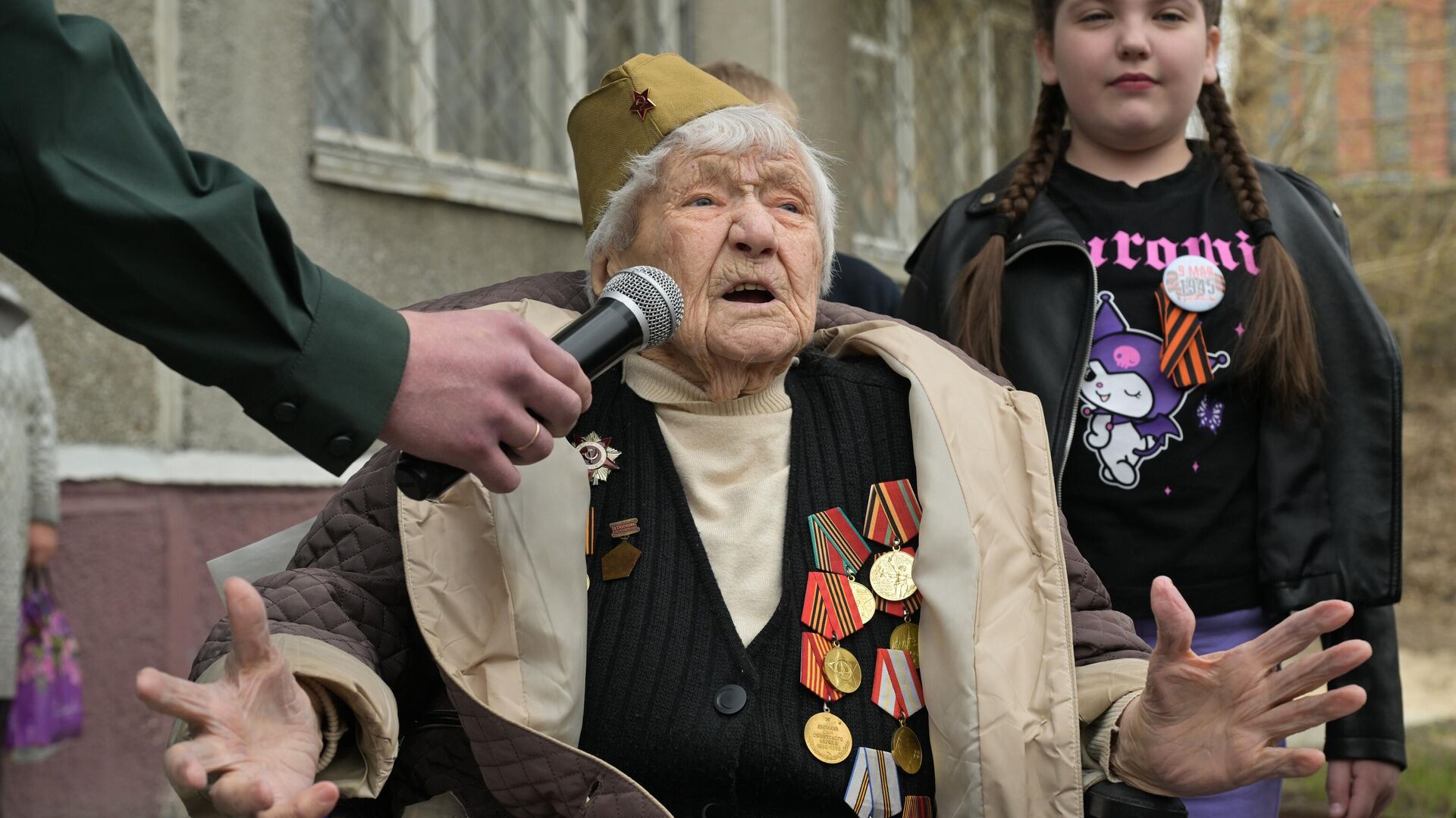 На место уходящих ветеранов ВОВ встают воины СВО, заявил священник - РИА  Новости, 09.05.2024