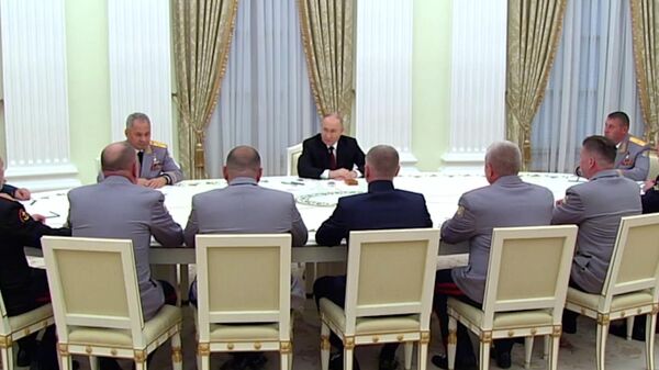 Встреча Путина с командирами подразделений, участвующих в СВО 