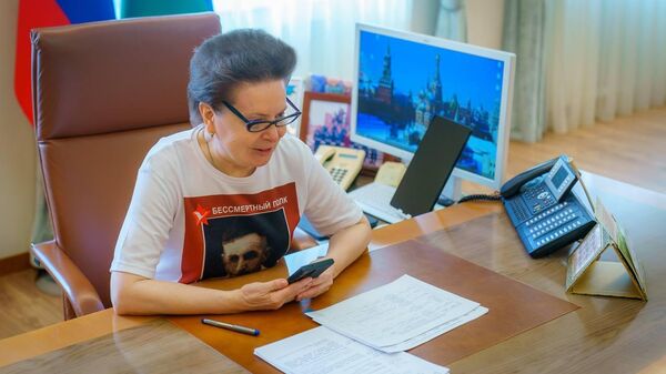 Глава Ханты-Мансийского автономного округа Наталья Комарова поздравила с 9 Мая ветеранов Великой Отечественной войны