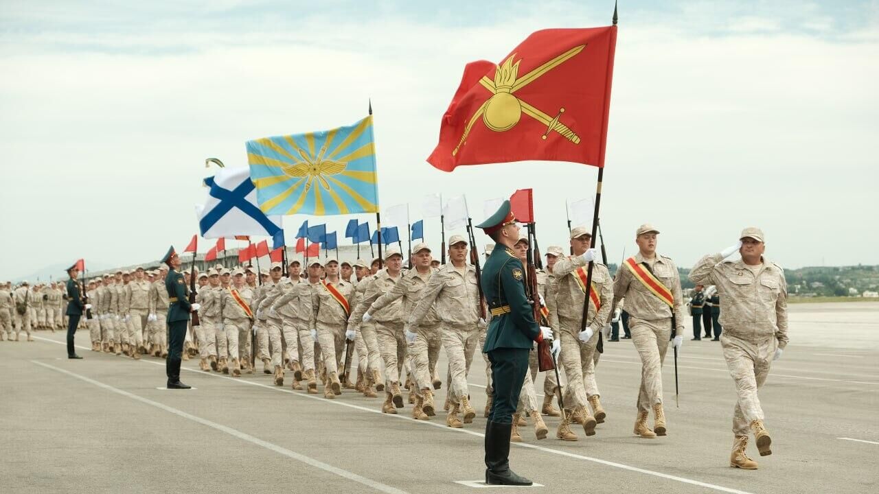 В Сирии прошел военный парад, посвященный 79-й годовщине Победы - РИА  Новости, 09.05.2024