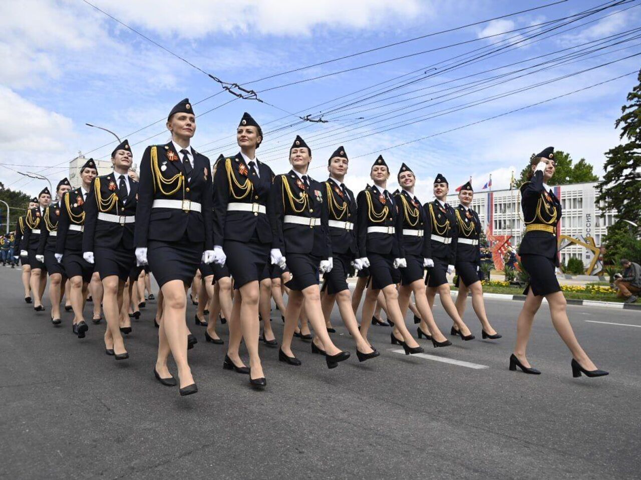 В Новороссийске в День Победы прошел военный парад - РИА Новости, 09.05.2024